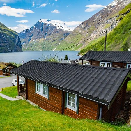 Grande Hytteutleige Og Camping Geiranger Bagian luar foto