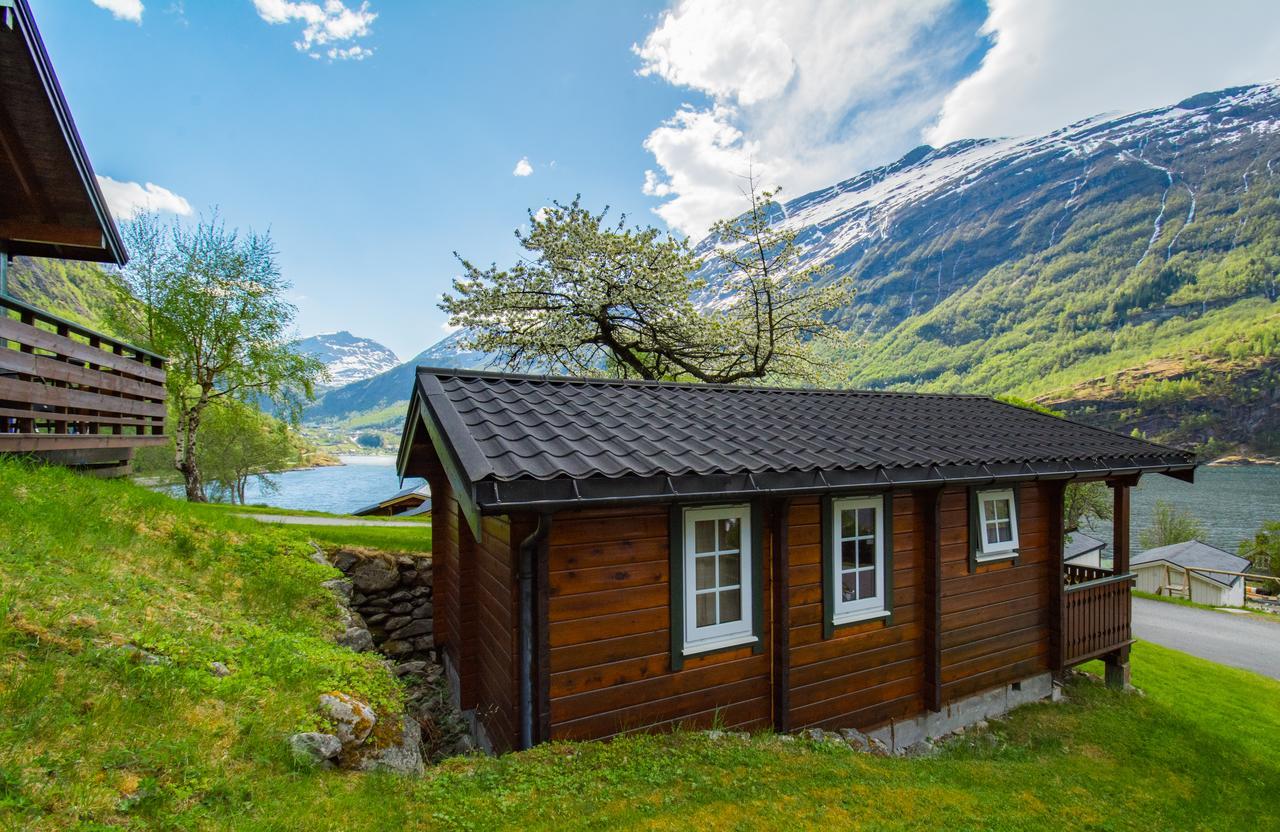 Grande Hytteutleige Og Camping Geiranger Bagian luar foto